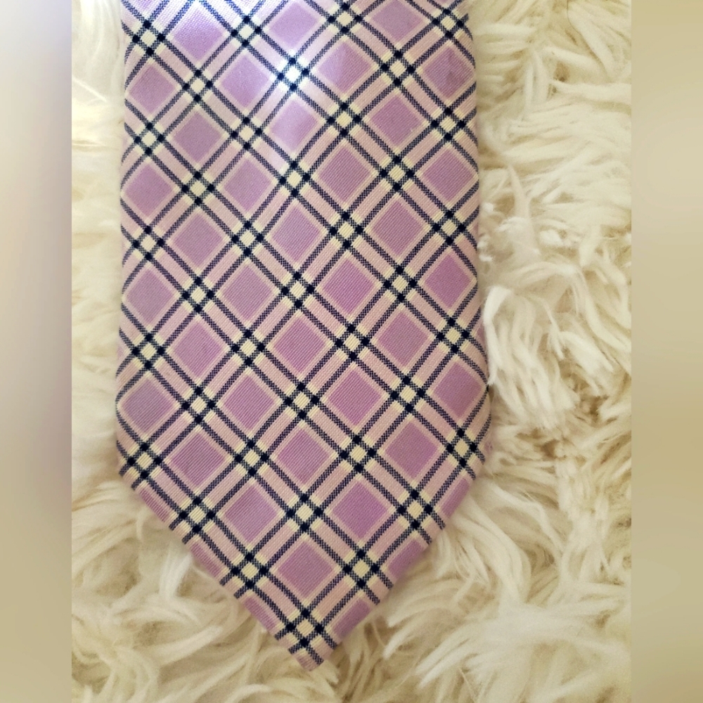 Italian 100% silk vintage tie